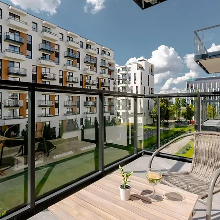 Enjoy! Mokotow Konstruktorska *