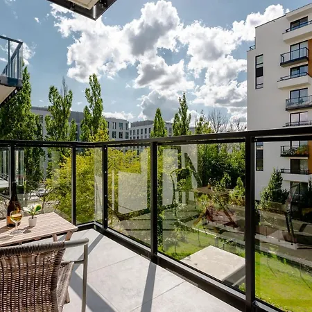 Enjoy! Mokotow Konstruktorska *