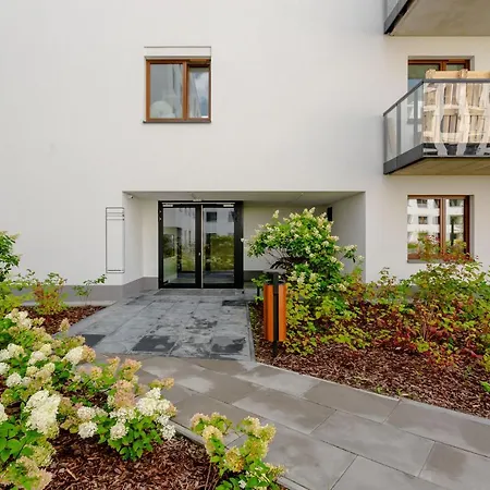 Enjoy! Mokotow Konstruktorska